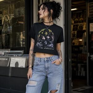 Pink Floyd Crop Top Women L Black Graphic Band Tee Short Sleeve